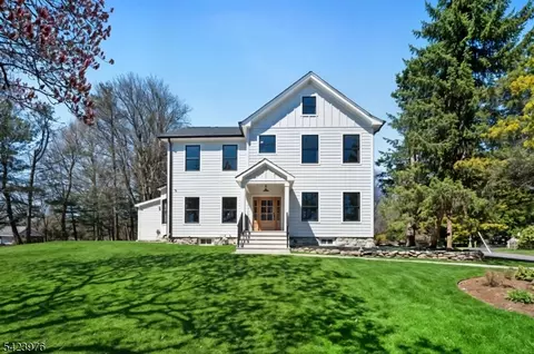 175 E Crescent Ave, Allendale, NJ 07401
