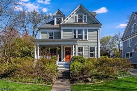 41 Oakwood Ave, Montclair, NJ 07043