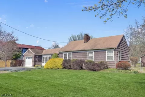 369 Union Ave, Middlesex, NJ 08846 photo 4