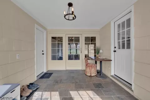 369 Union Ave, Middlesex, NJ 08846 photo 16
