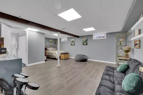 369 Union Ave, Middlesex, NJ 08846 photo 24