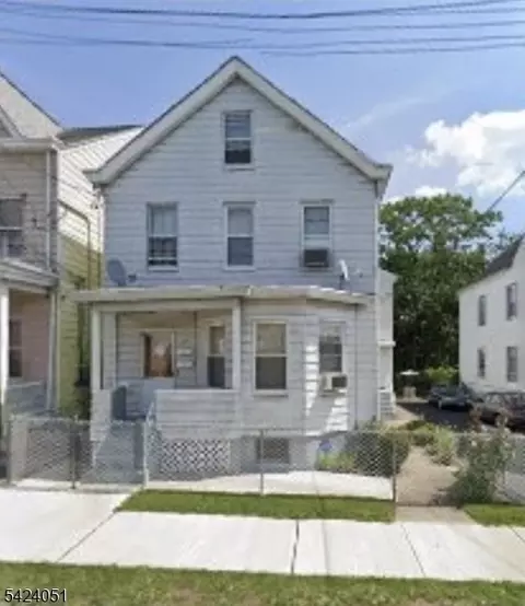 79 Nagle St, Paterson, NJ 07501