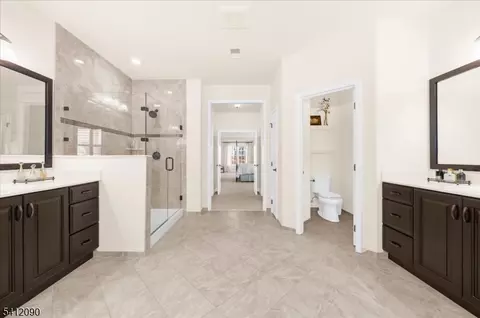 9 Donna Dr, Flemington, NJ 08822 photo 38