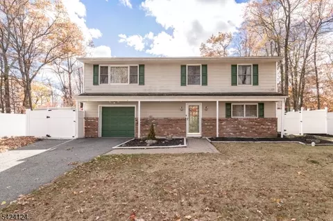 4 Broadway, Hopatcong, NJ 07843