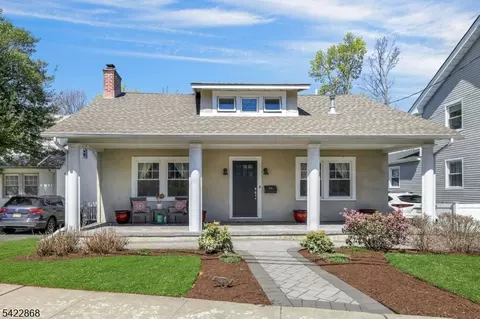 28 Harper Ter, Cedar Grove, NJ 07009