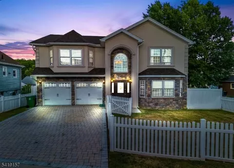 431 Raritan Rd, Linden, NJ 07036