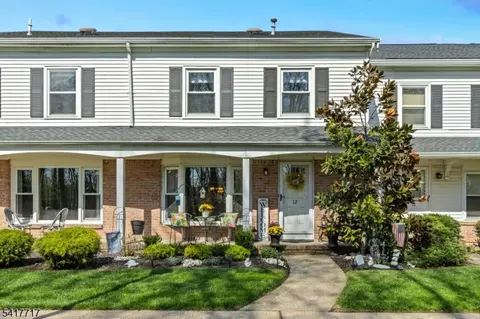 12 Maddaket Ct, Scotch Plains, NJ 07076