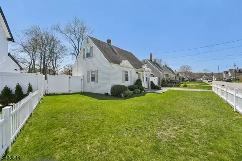 23 Smith Ave, Haskell, NJ 07420 photo 2