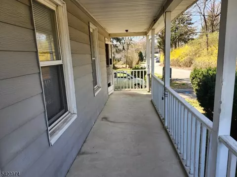 5 Locust St, Haskell, NJ 07420 photo 17