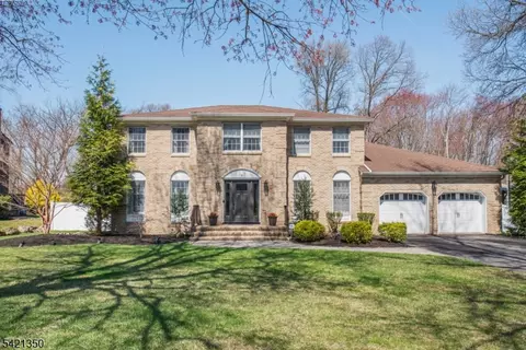12 Fox Run, Denville, NJ 07834