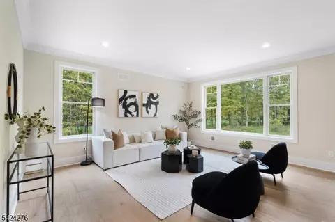 Living - 3 Brookside Dr, Warren, NJ 07059 photo 1 of 3