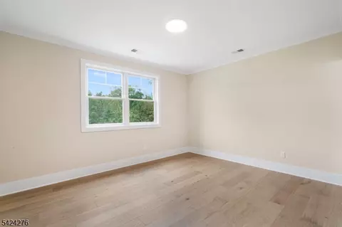 Bedroom - 3 Brookside Dr, Warren, NJ 07059 photo 7 of 8