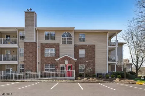 3108 Schindler Ln, Wayne, NJ 07470