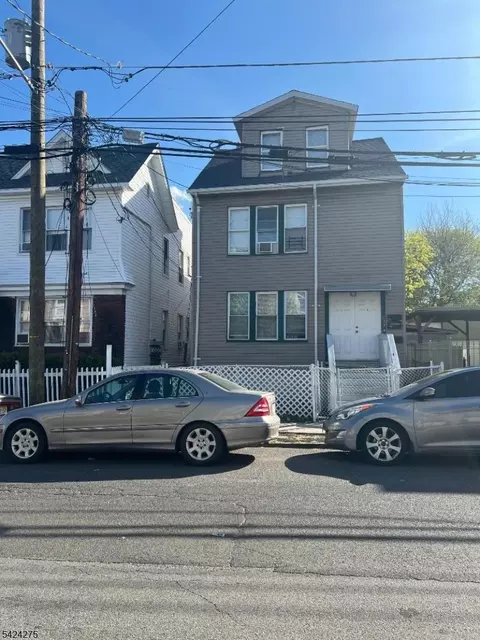 147 19th Ave, Irvington, NJ 07111