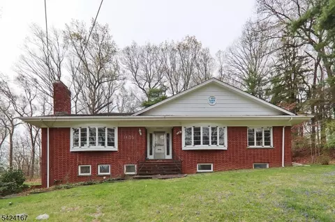 1495 Fox Trl, Mountainside, NJ 07092
