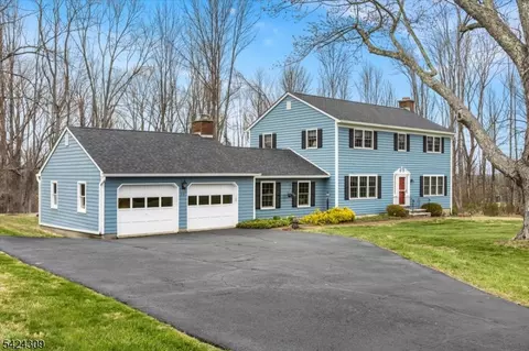 58 Andover Rd, Sparta, NJ 07871