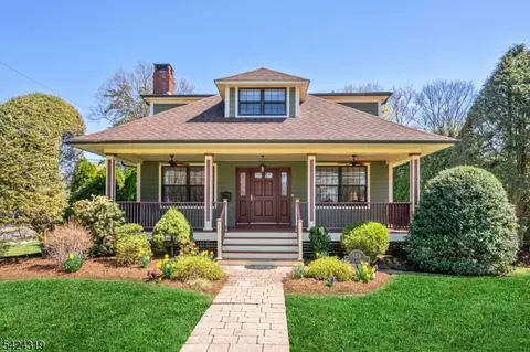 133 N Pleasant Ave, Ridgewood, NJ 07450