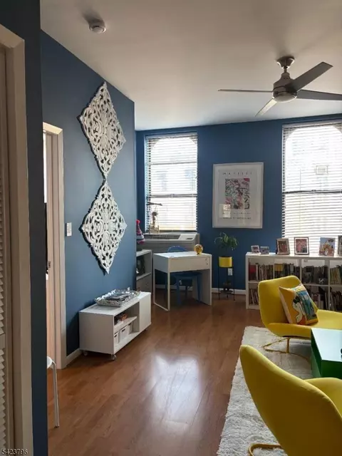 6-16 E Blackwell St #2D, Dover, NJ 07801