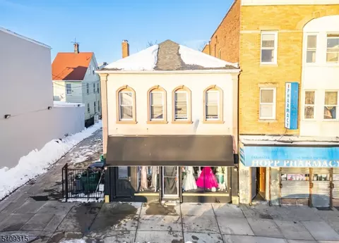 449 Orange St, Newark, NJ 07107