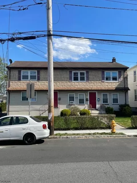 12 Harrison St, Belleville, NJ 07109