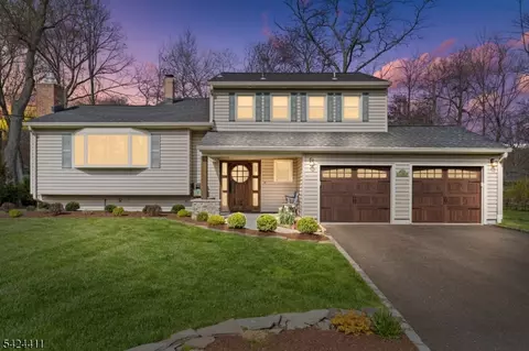 48 Hastings Rd, Berkeley Heights, NJ 07922