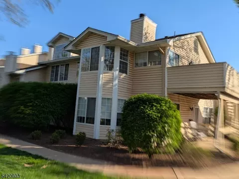 16 Dunbar Ct, Bedminster, NJ 07921