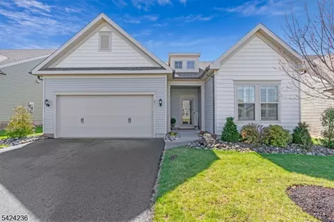 31 Tate Rd, Flemington, NJ 08822