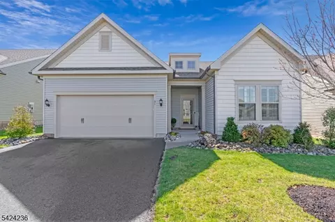 31 Tate Rd, Flemington, NJ 08822