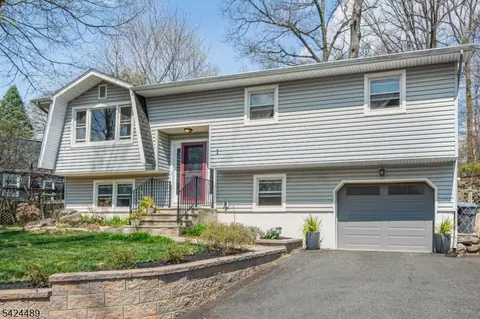1 Eldridge Rd, Mount Tabor, NJ 07878 photo 2