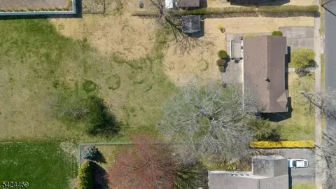 View/Area - 31 Michael Dr, Wayne, NJ 07470 photo 2 of 5