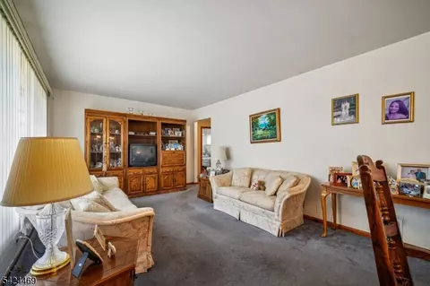Other - 31 Michael Dr, Wayne, NJ 07470 photo 1 of 8