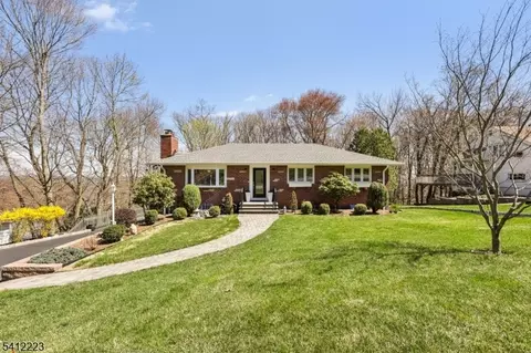 191 Hillcrest Ave, Hawthorne, NJ 07506