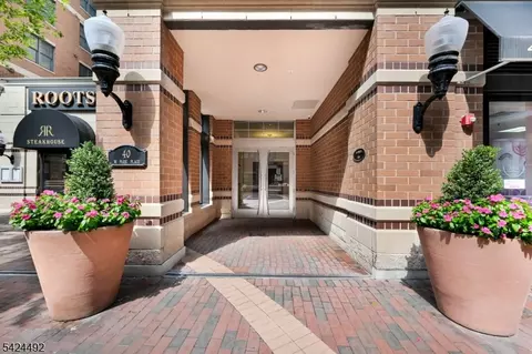40 W Park #304, Morristown, NJ 07960