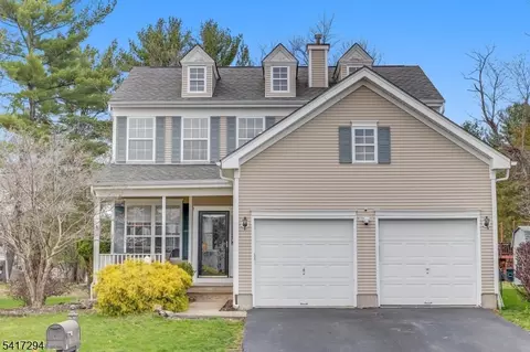 23 Musky Ridge Dr, Hackettstown, NJ 07840