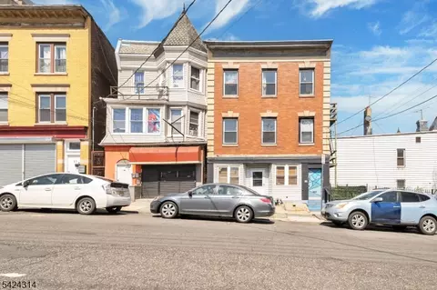 61 Victoria Ave, Newark, NJ 07104