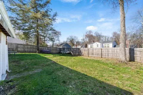 10 Lake Trl E, Wayne, NJ 07470 photo 31