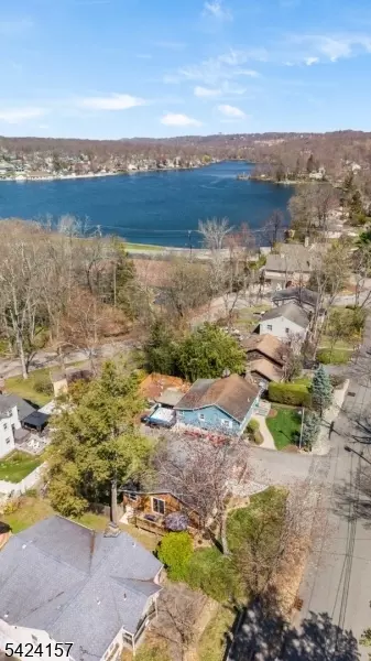 10 Lake Trl E, Wayne, NJ 07470 photo 32
