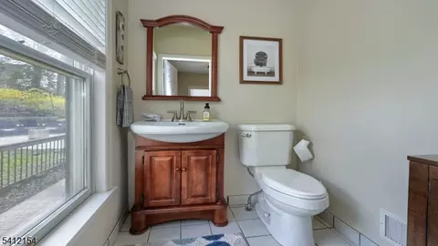 99 Beech Ter, Wayne, NJ 07470 photo 15