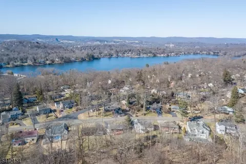 99 Beech Ter, Wayne, NJ 07470 photo 38