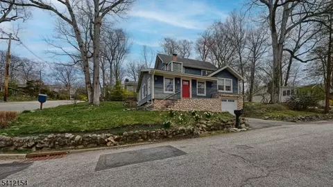 99 Beech Ter, Wayne, NJ 07470 photo 3