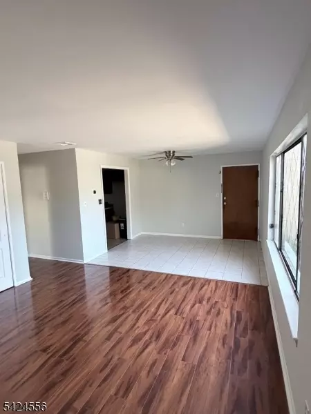 192 Burnett Ave #1, Maplewood, NJ 07040