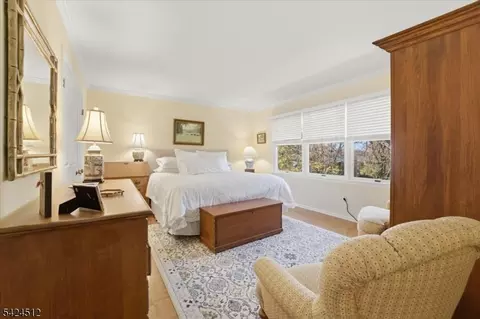 33 Eton Ct, Bedminster, NJ 07921 photo 19