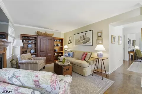 33 Eton Ct, Bedminster, NJ 07921 photo 14