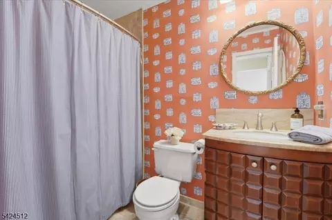 33 Eton Ct, Bedminster, NJ 07921 photo 29