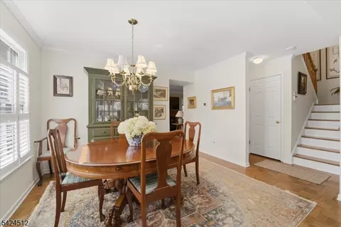 33 Eton Ct, Bedminster, NJ 07921 photo 8