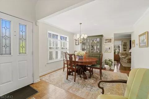 33 Eton Ct, Bedminster, NJ 07921 photo 7