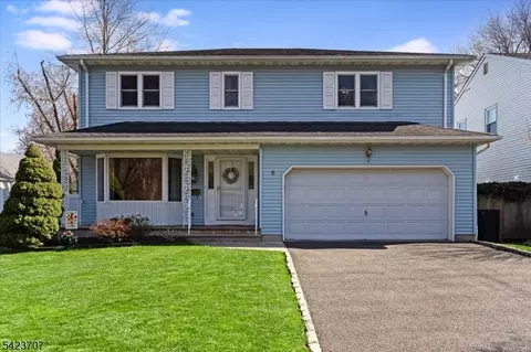5 Liberty Ct, Garwood, NJ 07027