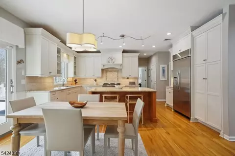 Kitchen - 13 Obrien Ct, Bedminster, NJ 07921 photo 1 of 6