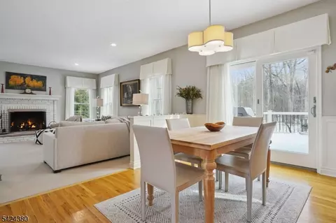 Dining - 13 Obrien Ct, Bedminster, NJ 07921 photo 1 of 4