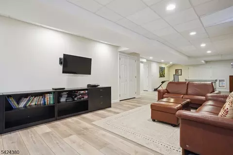 Other - 13 Obrien Ct, Bedminster, NJ 07921 photo 8 of 12